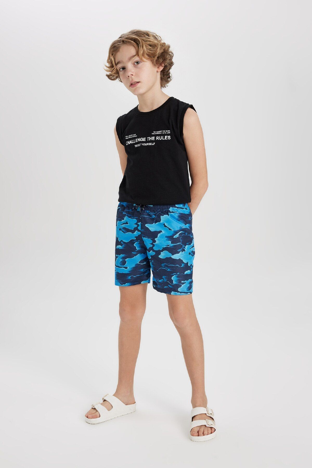 DeFacto-Gemusterte Badeshorts für Jungen B7424a824hs 2