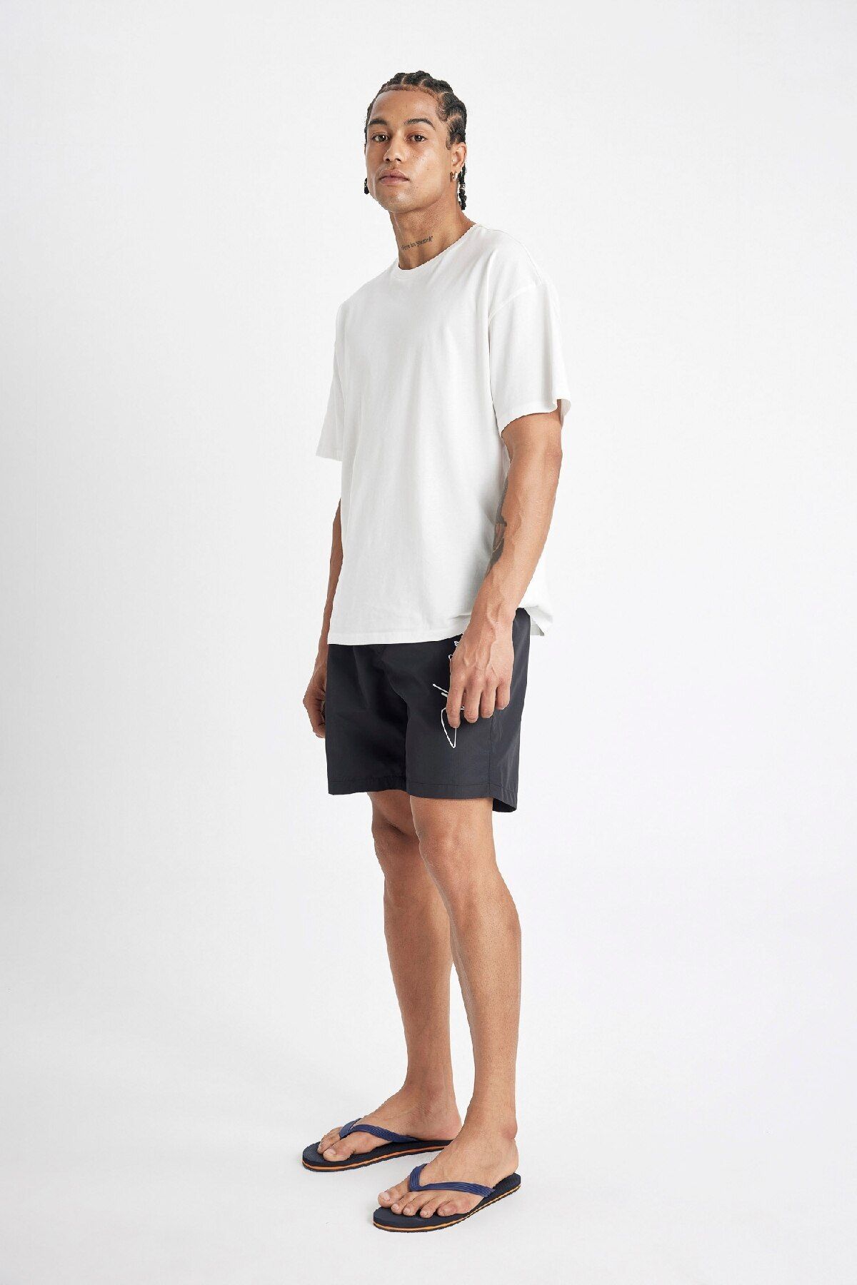 DeFacto-Short Size Regular Fit Sea Shorts - Lined B7255ax24hs 2
