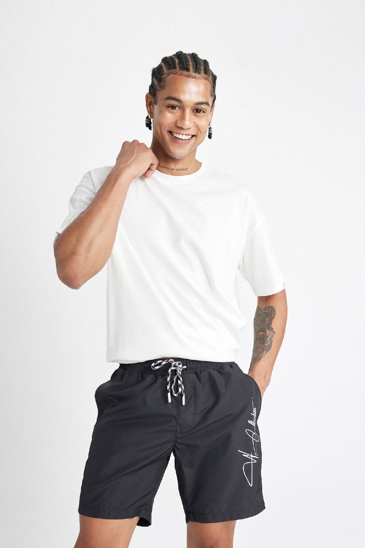 DeFacto-Short Size Regular Fit Sea Shorts - Lined B7255ax24hs 3