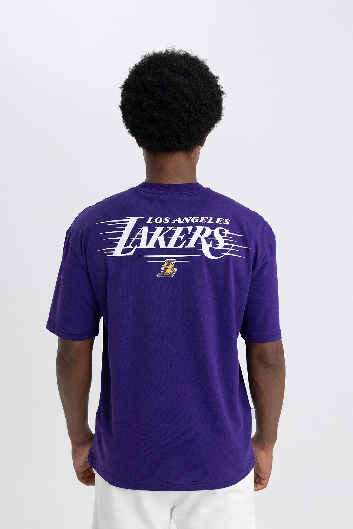 DeFacto-تي شيرت Los Angeles Lakers NBA كبير الحجم - رقبة دائرية، كم قصير، مقاس واسع B7480ax24sp 7