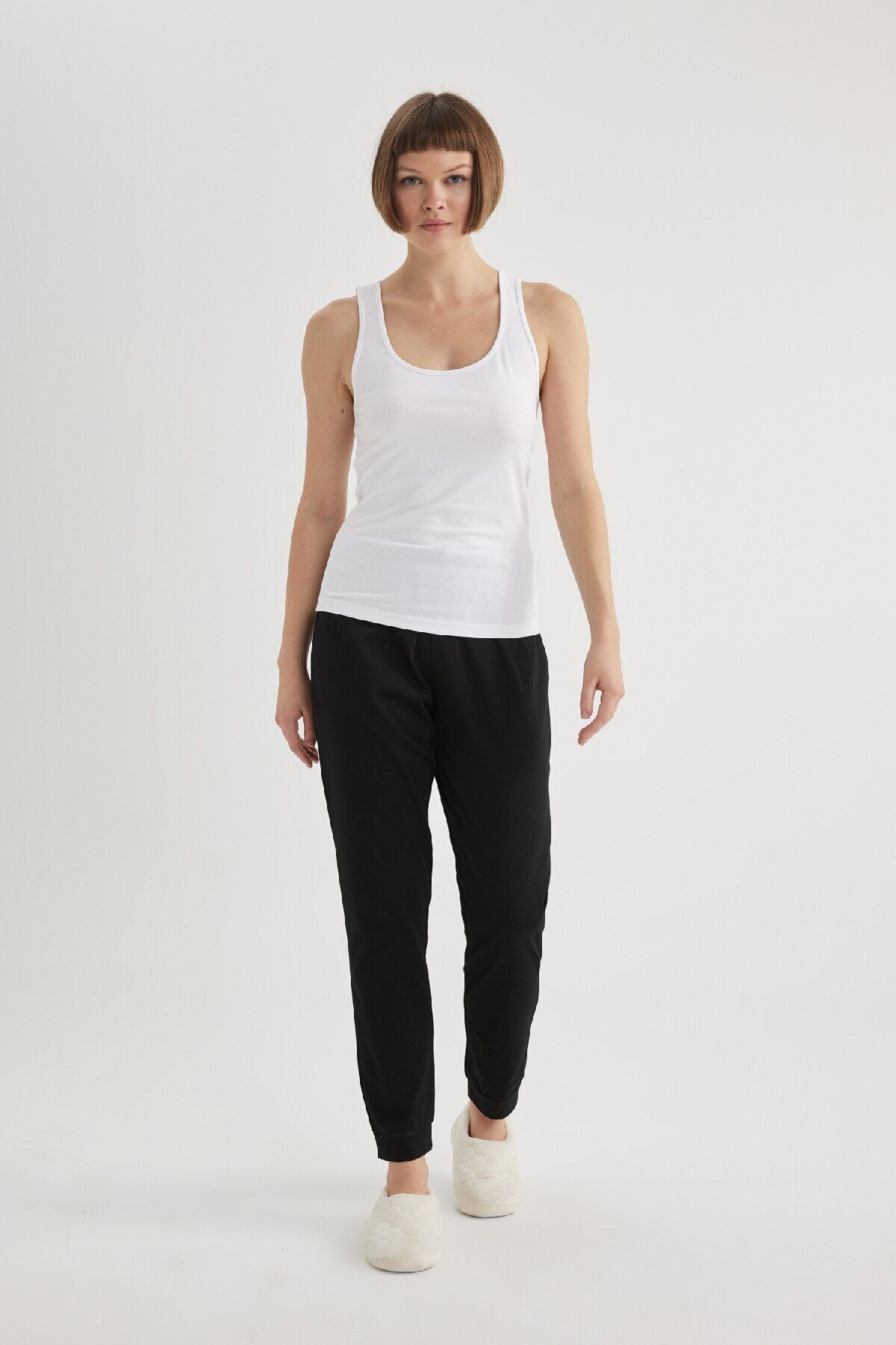 DeFacto-Regular Fit Cotton Basic Plain White Inner Undershirt-Fall in Love R9041Az24Sp 2