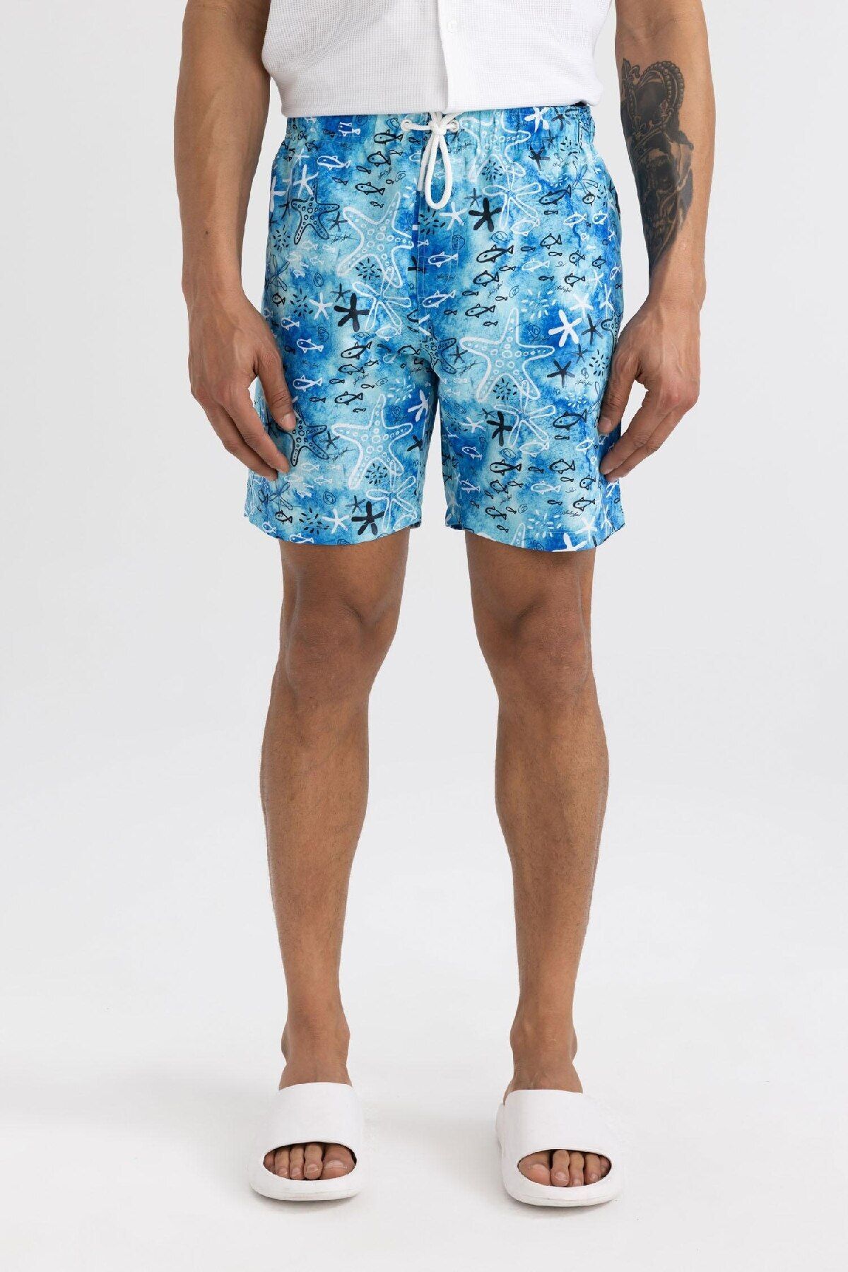 DeFacto-Gemusterte, kurze Seeshorts mit Netzfutter in normaler Passform B7631AX24HS 5