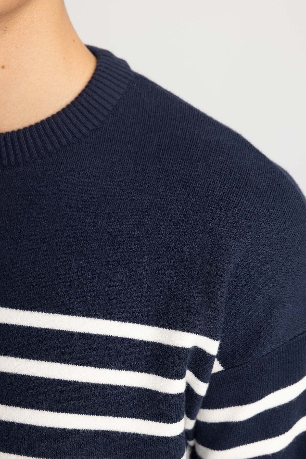 DeFacto-Relax Fit Striped Crew Neck Knitwear Sweater A9638Ax24Sp 5