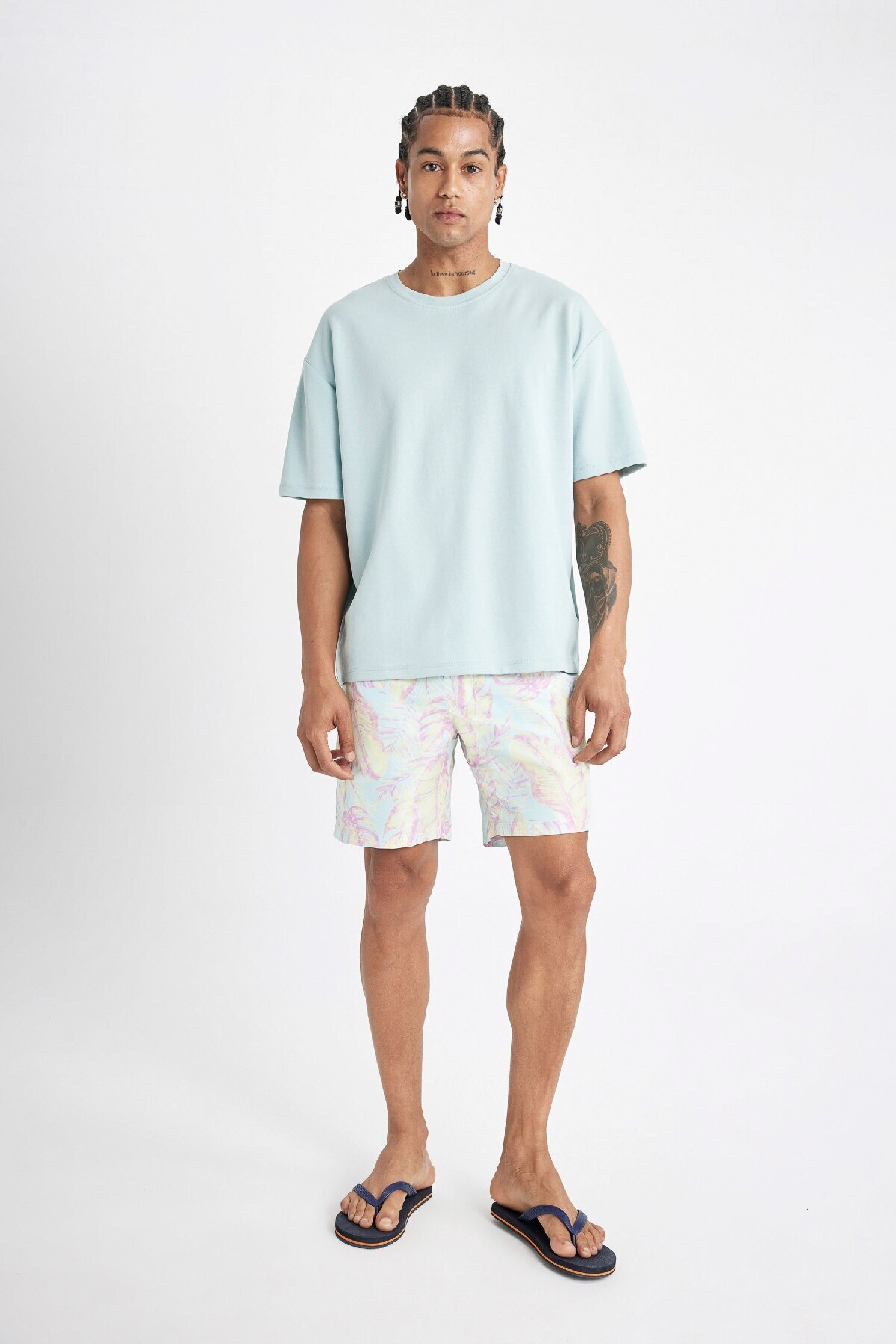 complete the look image