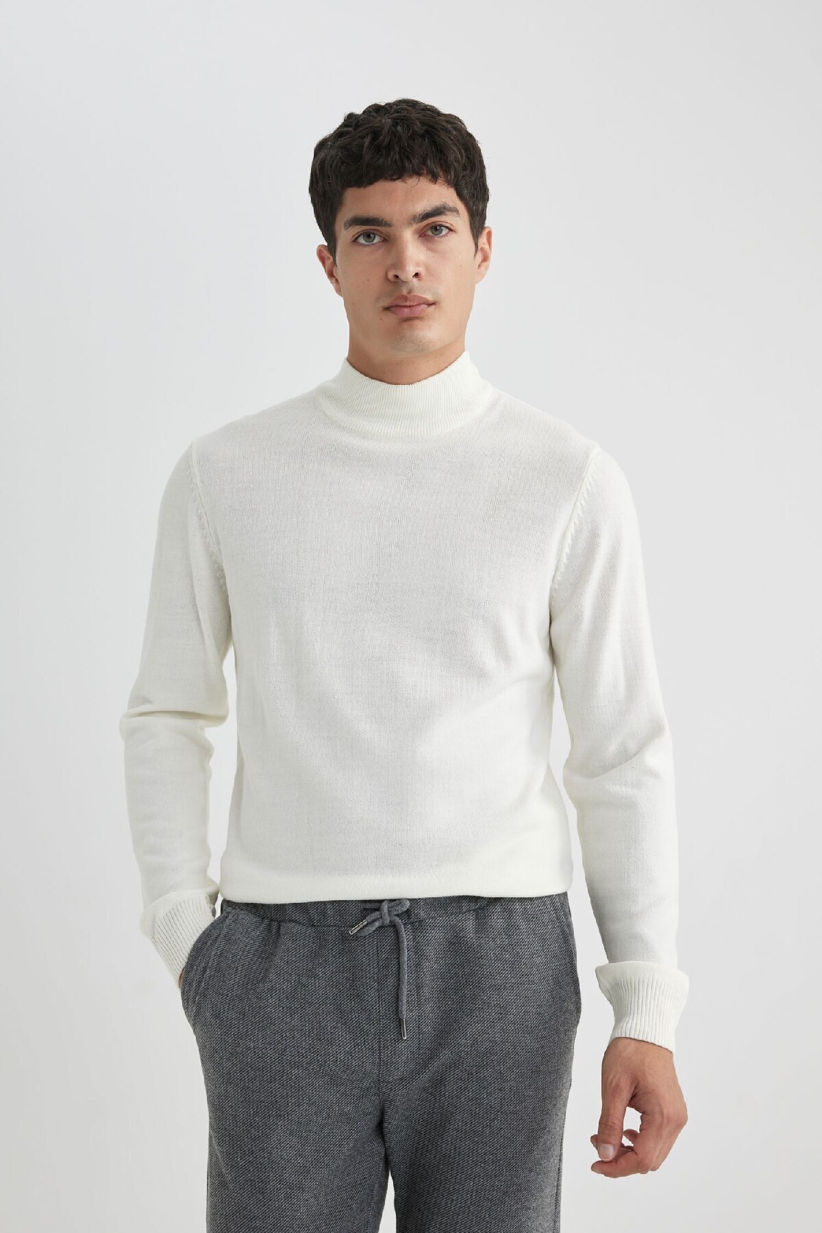 DeFacto-Slim Fit Slim Fit Half Turtleneck Basic Plain Knitwear Pullover R1127az24sp 3