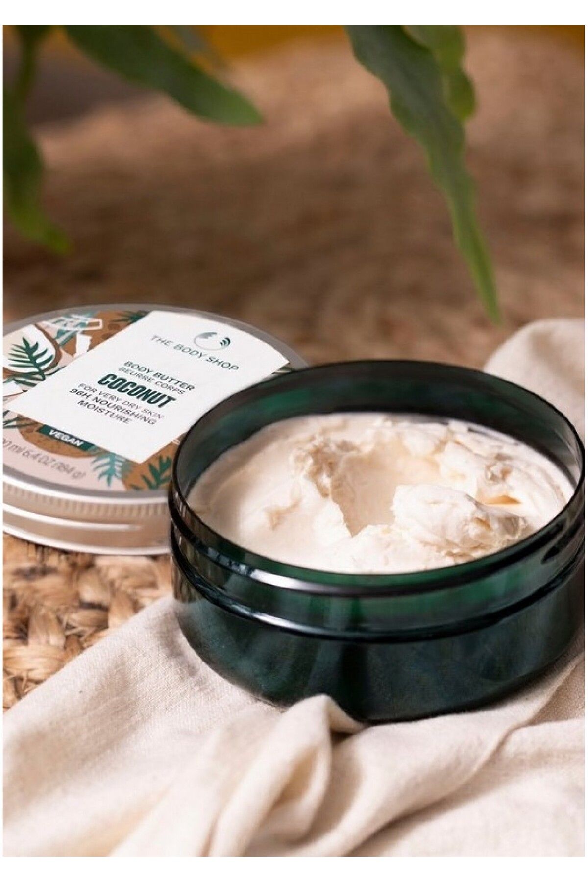 THE BODY SHOP Unt De Corp Hrănitor, Nucă De Cocos, 200 Ml - One Size