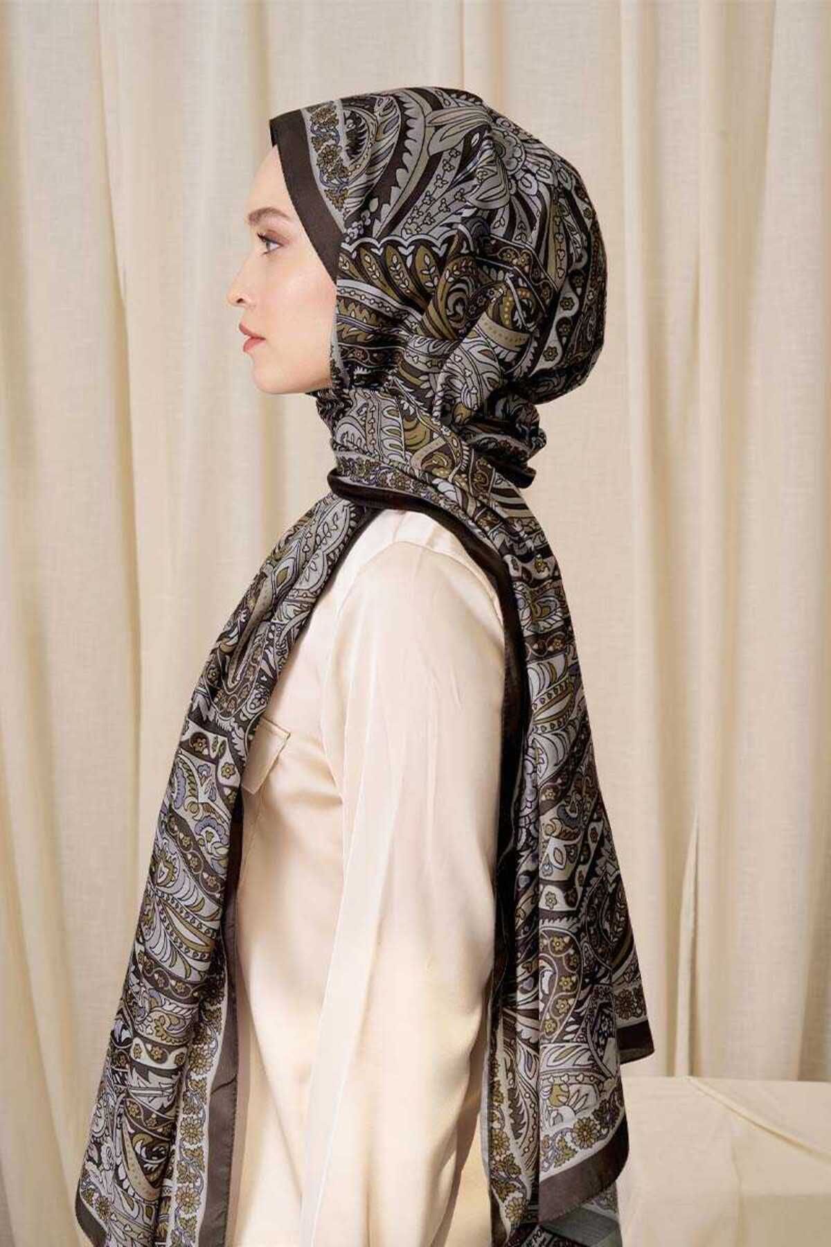 Madame Polo-Historical Florentis Pattern Shawl - Mustard 2