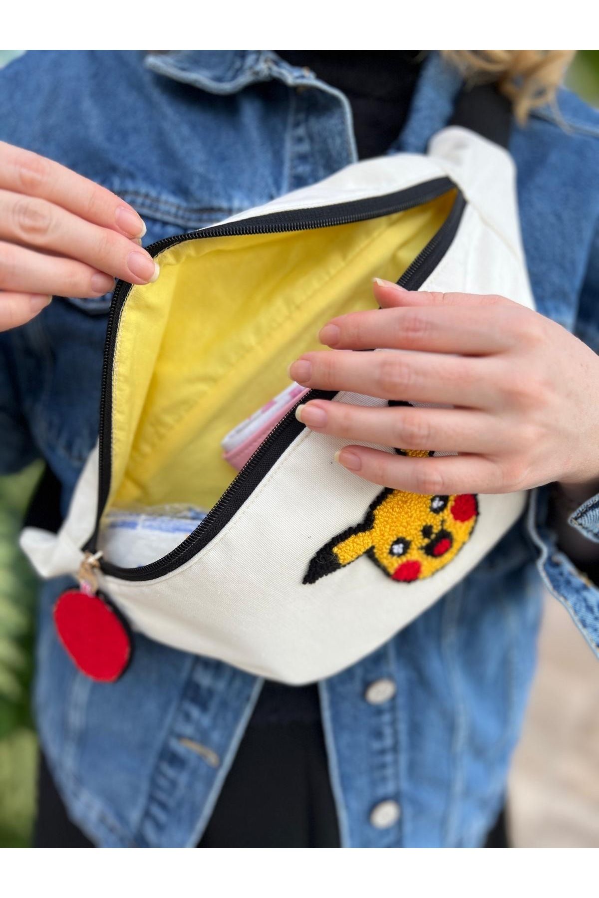 TALKING DREAMS-Pikachu Pattern Punch Waist Bag 3