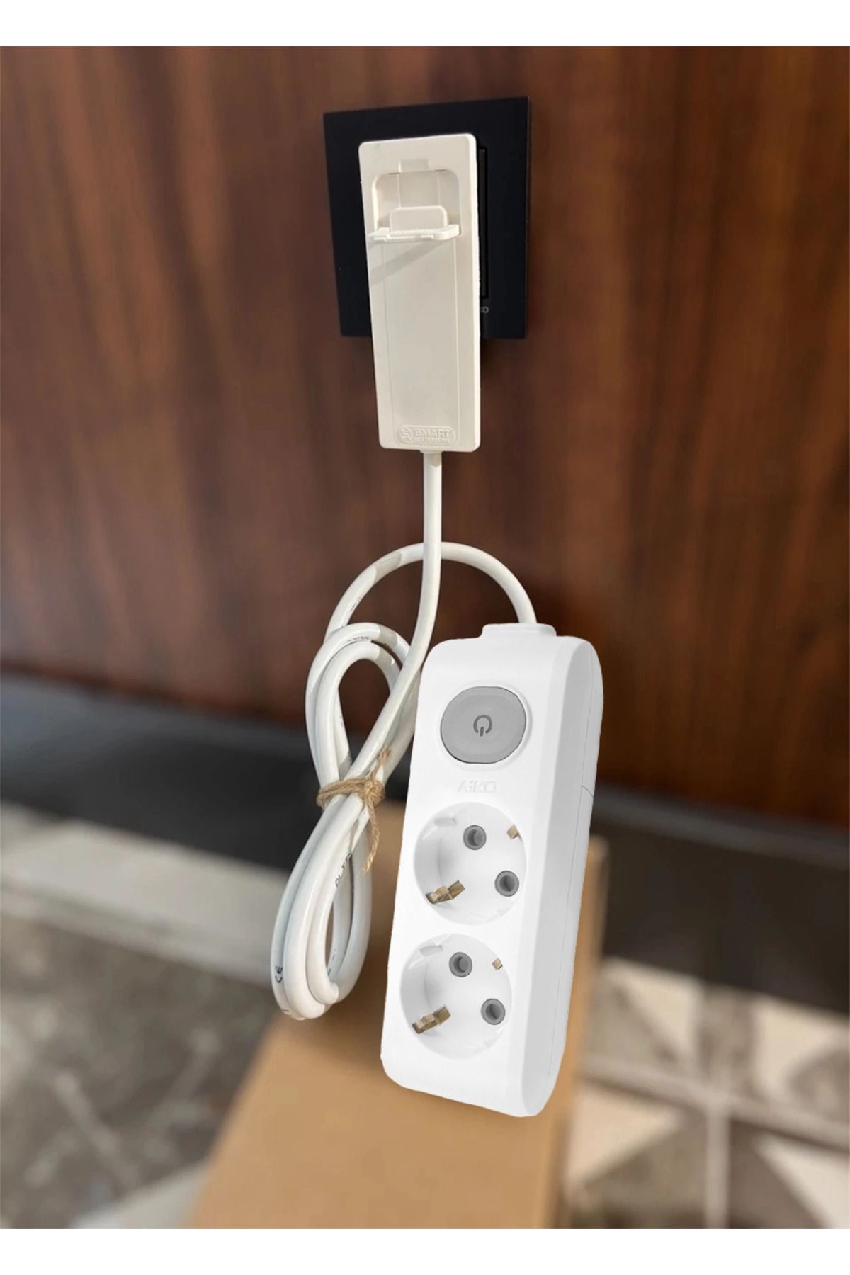VİKO Viko Güvenli Ultra İnce Fişli 2’li Grup Priz 2 metre Anahtarlı Beyaz