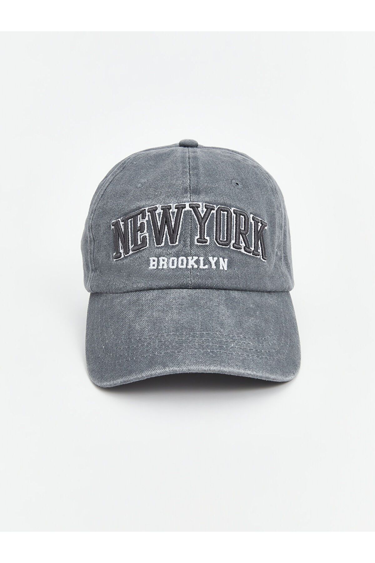LC Waikiki New York Nakışlı Kadın Kep Şapka