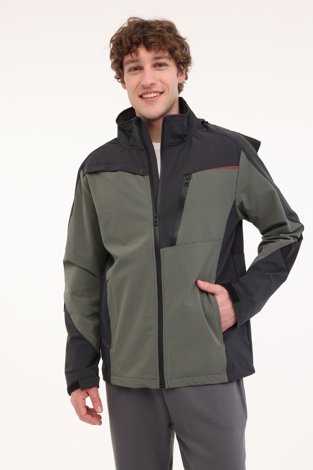 لامبرجک تاپ ورزشی مردانه خاکی رنگ ML GREEN LFFWGL8001 4PR
