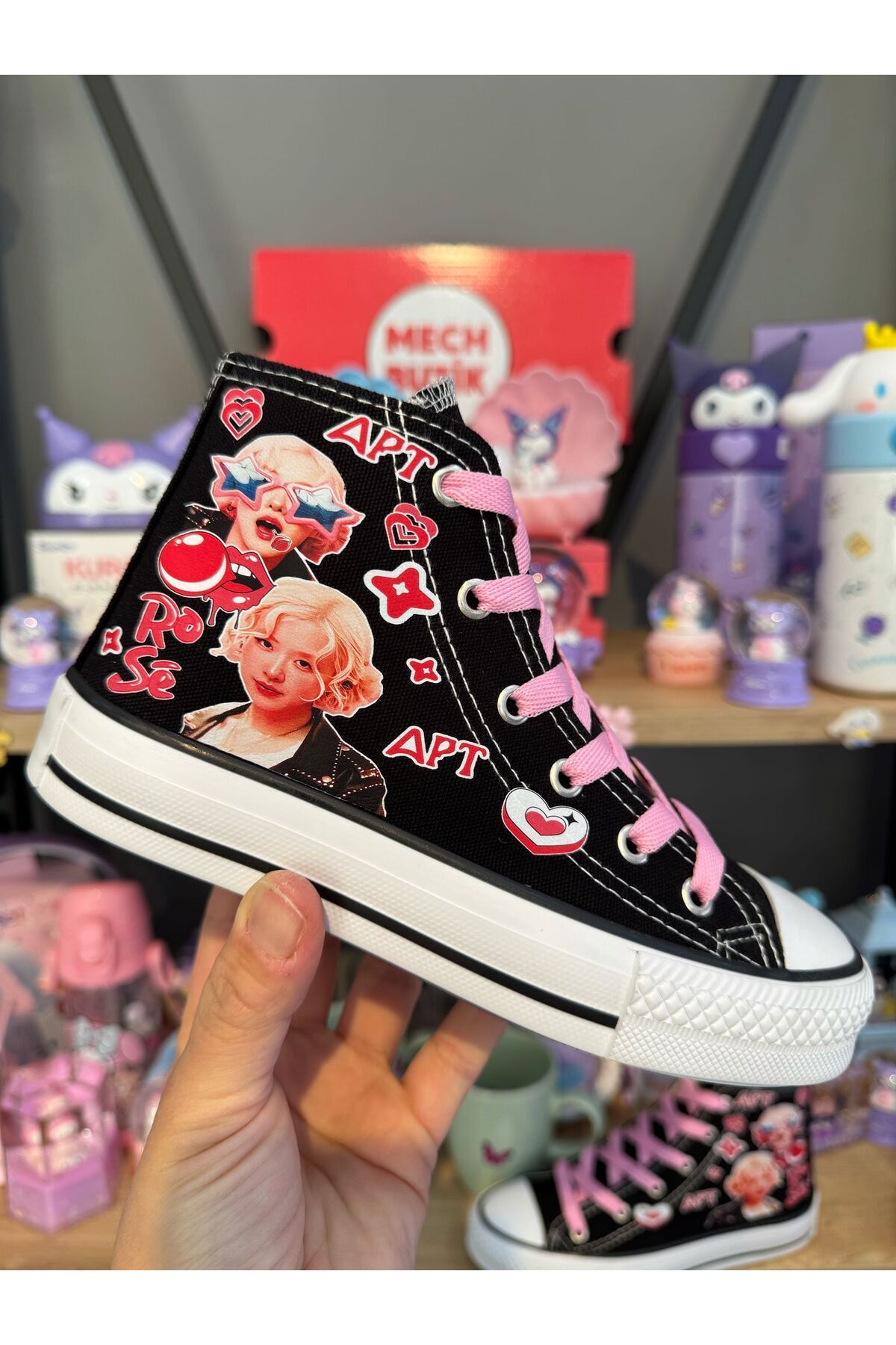 MECH BUTİK Blackpink Rose Baskılı Siyah Bilekli Kız Çocuk Spor