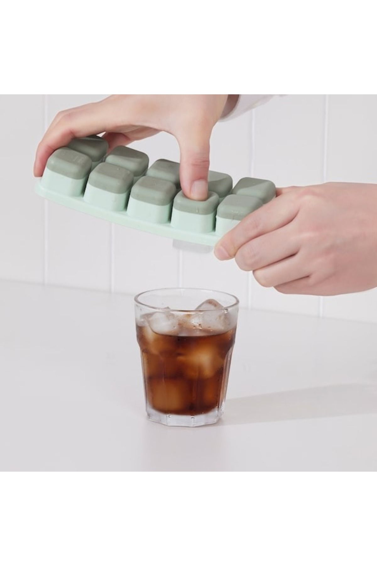 IKEA-SPJUTROCKA Ice Cube Tray with Lid – Mixed Colours | Stackable, Covered Tray for Clean 4