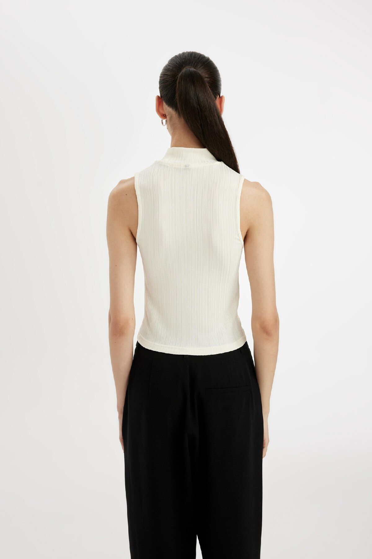 DeFacto-Półgolf Slim Fit Smart Athlete - prążkowana koszulka na ramiączkach C7703Ax24Au 6