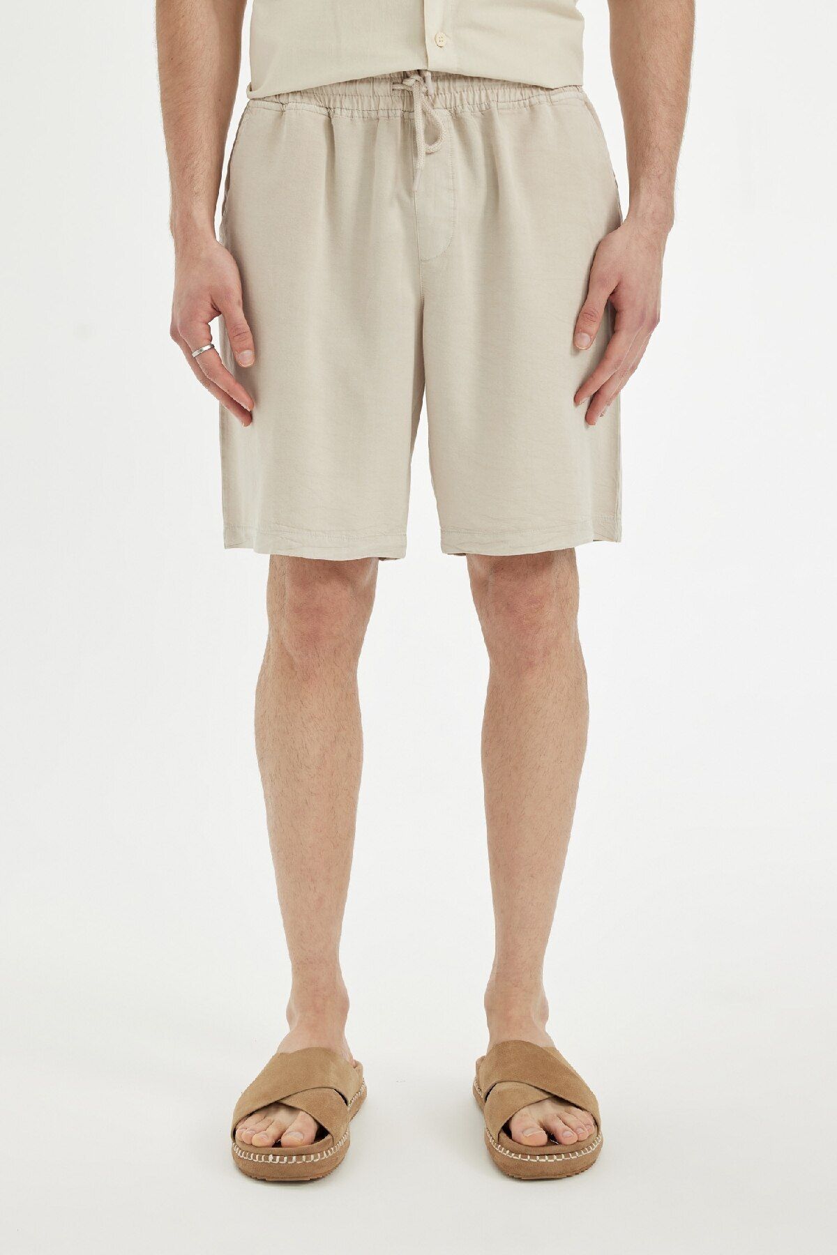 complete the look image