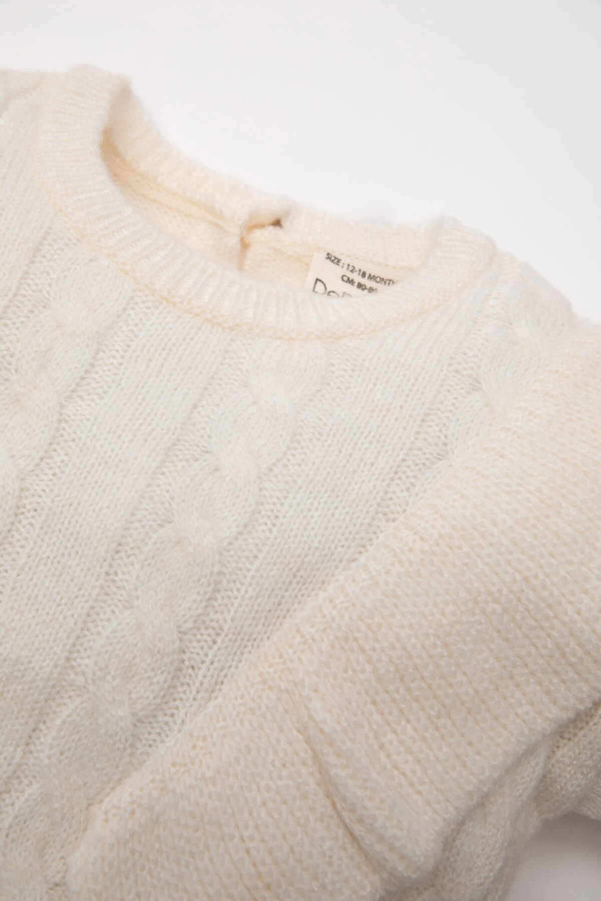 Defacto Kız Bebek Bisiklet Yaka Triko Kazak A4086a524au fotoğrafı 2 (önizleme)