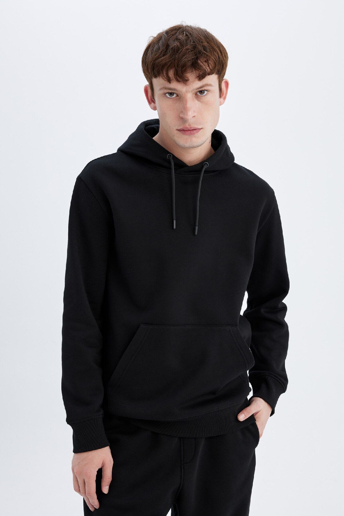 DeFacto-Soft Feather Basic Sweatshirt with Hood - Kangaroo Pocket, Regular Fit X8283Az24Au 3