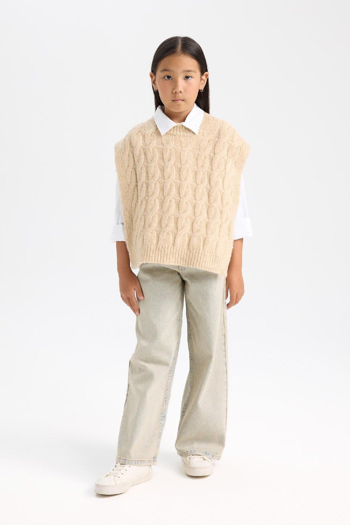 complete the look image