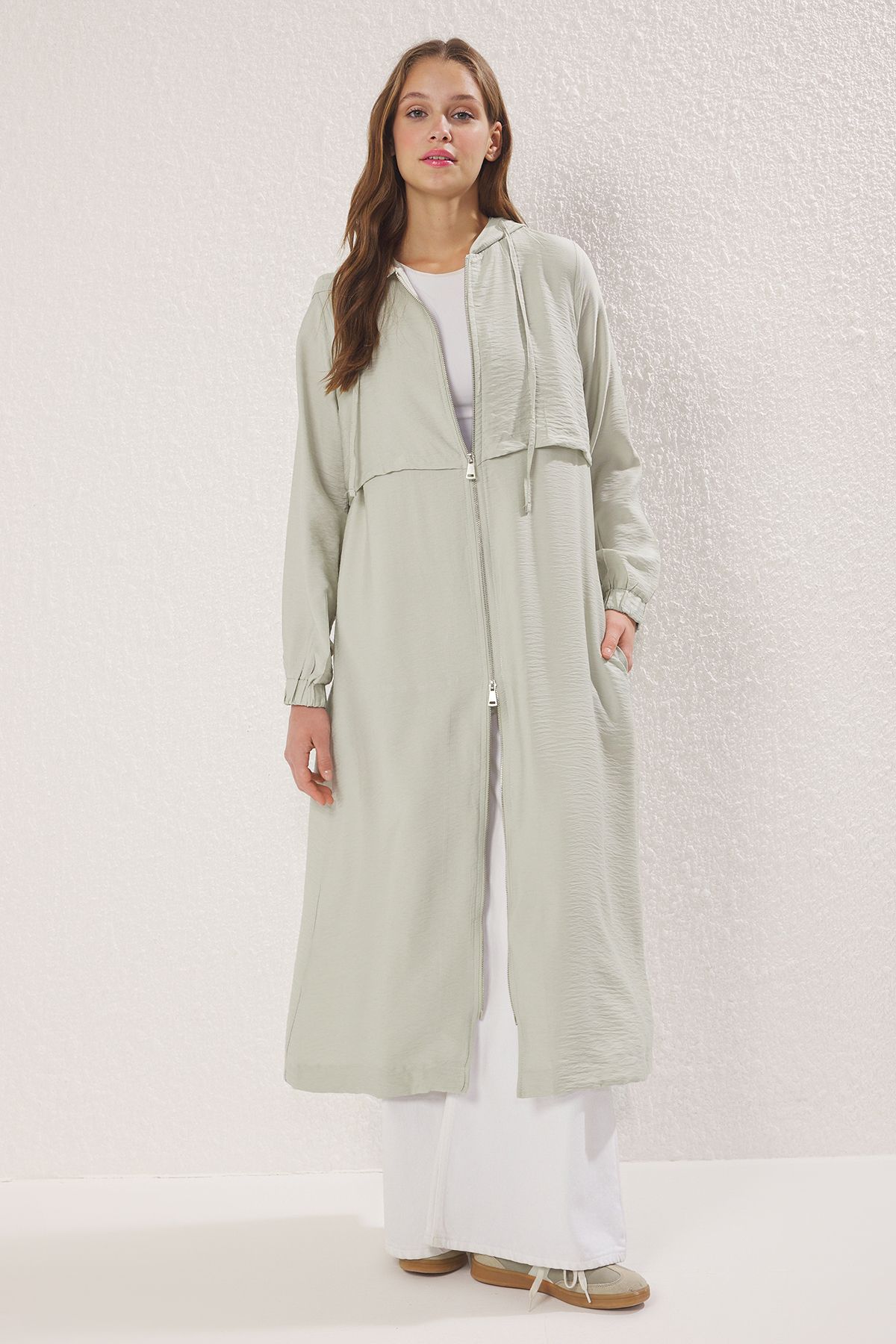 Trendyol Modest-Green Windbreaker Detailed Woven Cap & Ferace Tctss25Kf00007 2