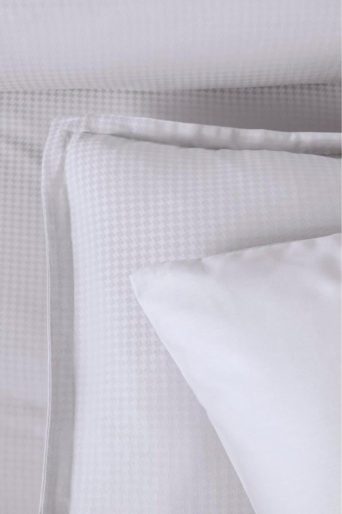 Altınbaşak-Set cuvertură dublă din satin jacquard Diamond Puce 4