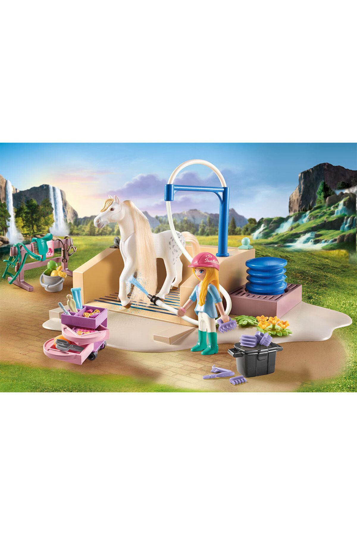 Playmobil-- Laundry with Isabella and the Lioness Horse 3