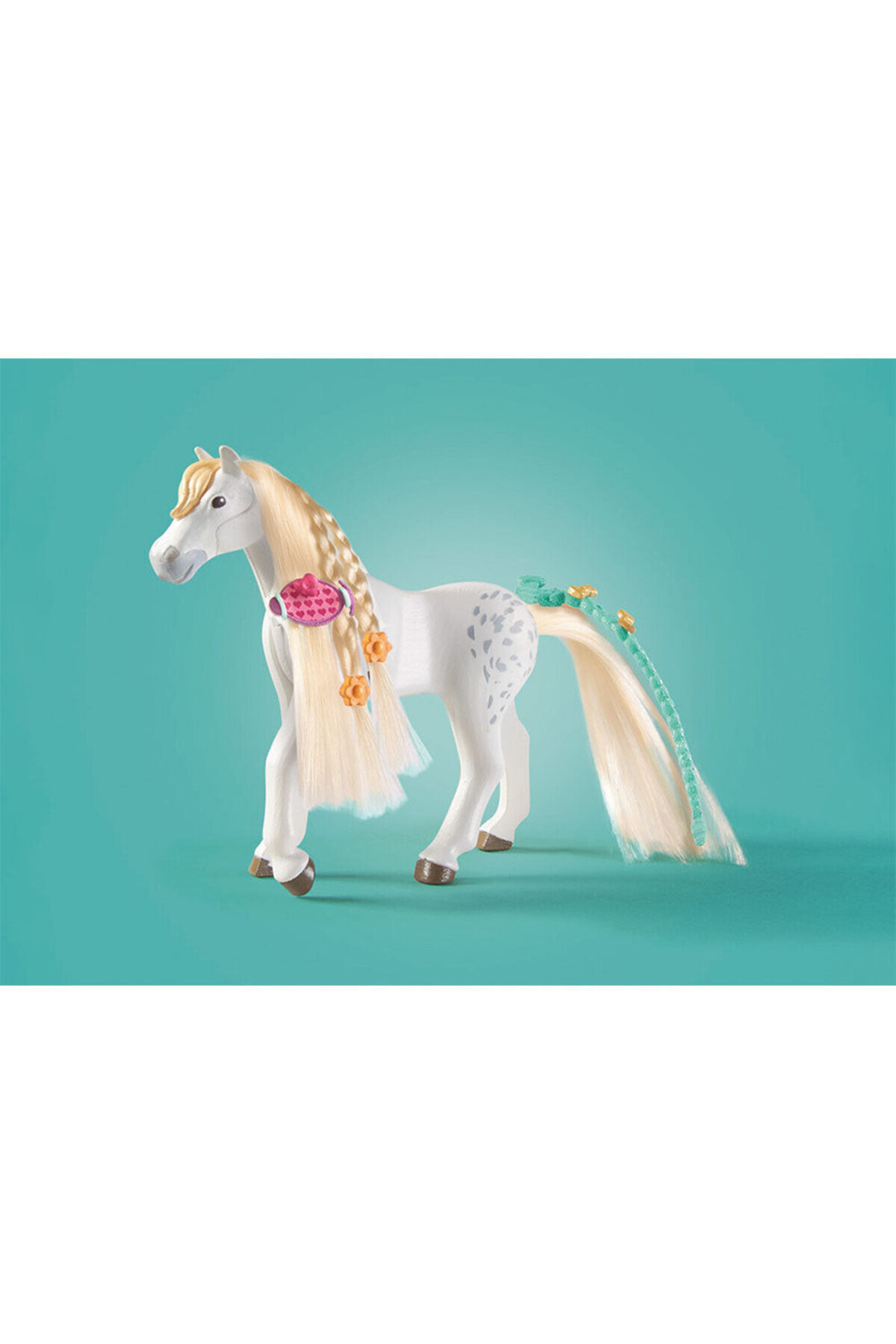 Playmobil-- Laundry with Isabella and the Lioness Horse 5