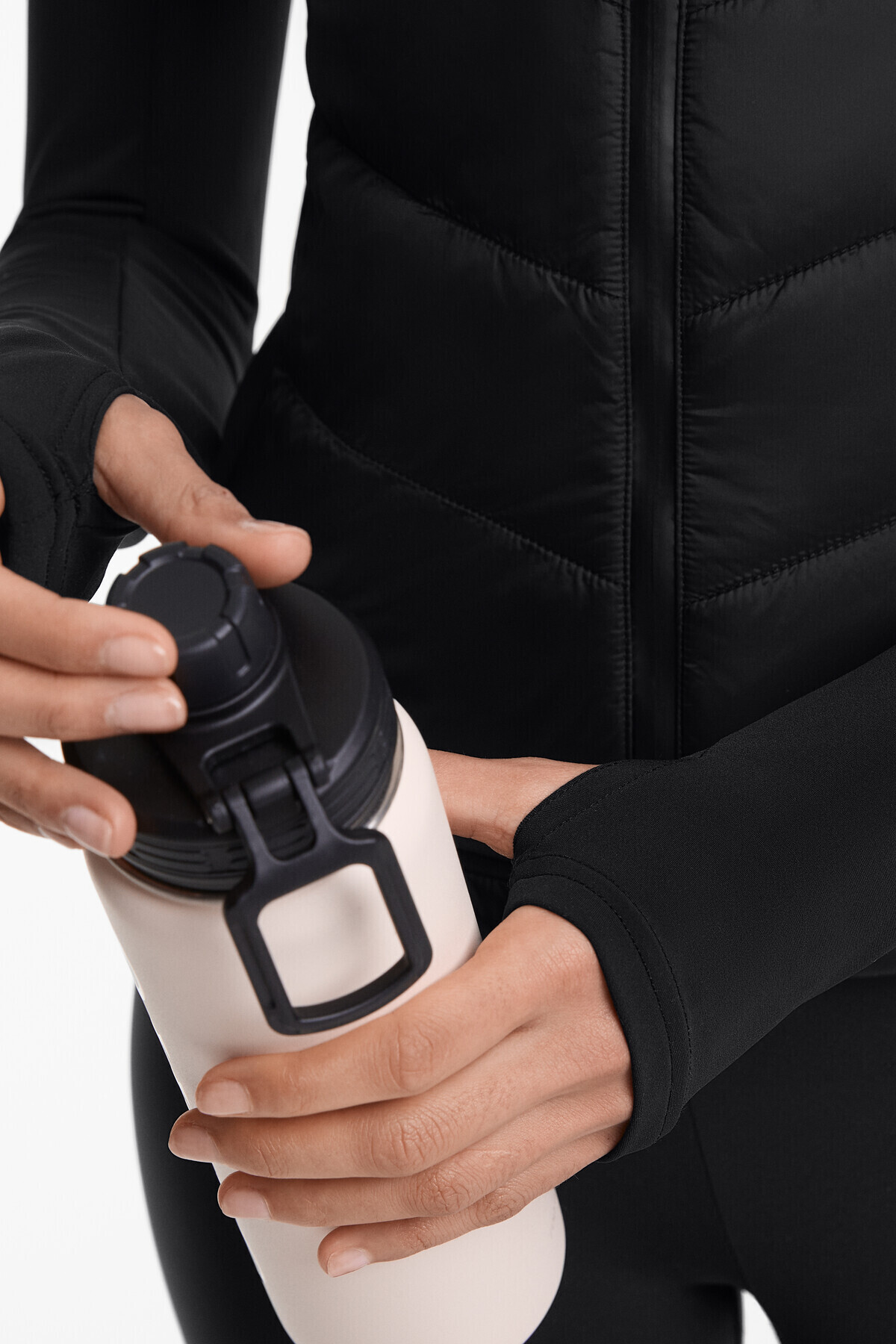 Oysho-Fellex ®   Volcanic Padded Running Jacket 5