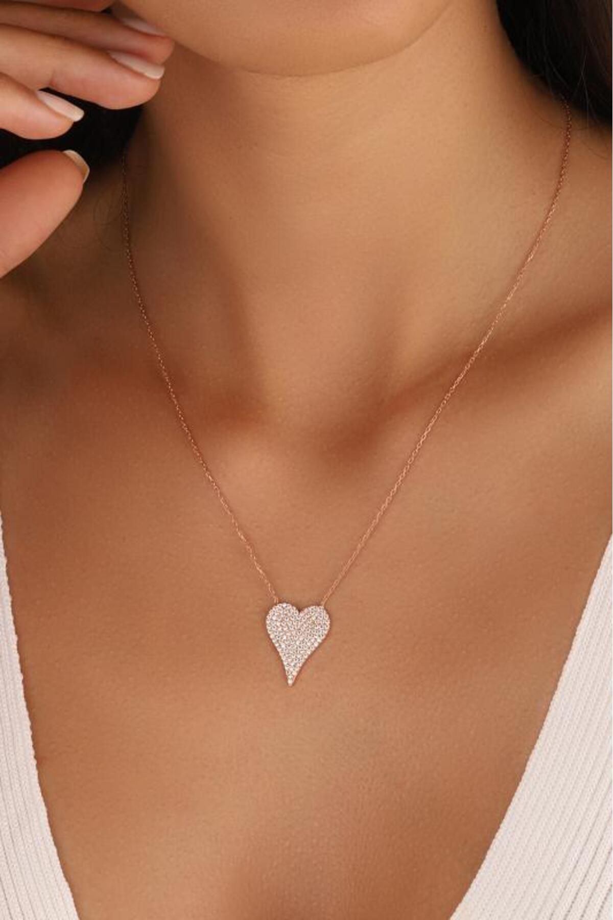 Mistik Silver Beyaz Zirkon Taşlı Büyük Kalp Gümüş Kolye