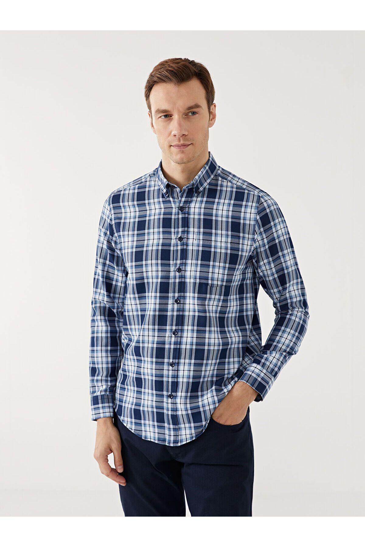 LC Waikiki Regular Fit Uzun Kollu Ekose Armürlü Erkek Gömlek