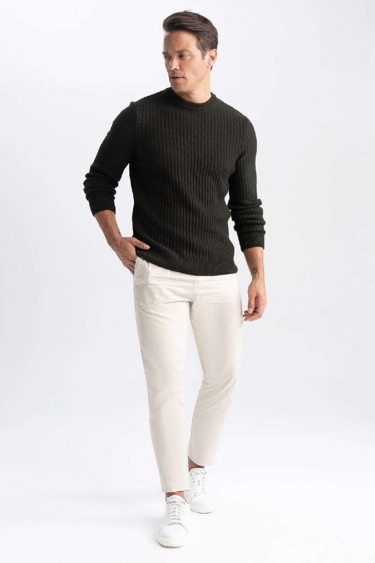 complete the look image