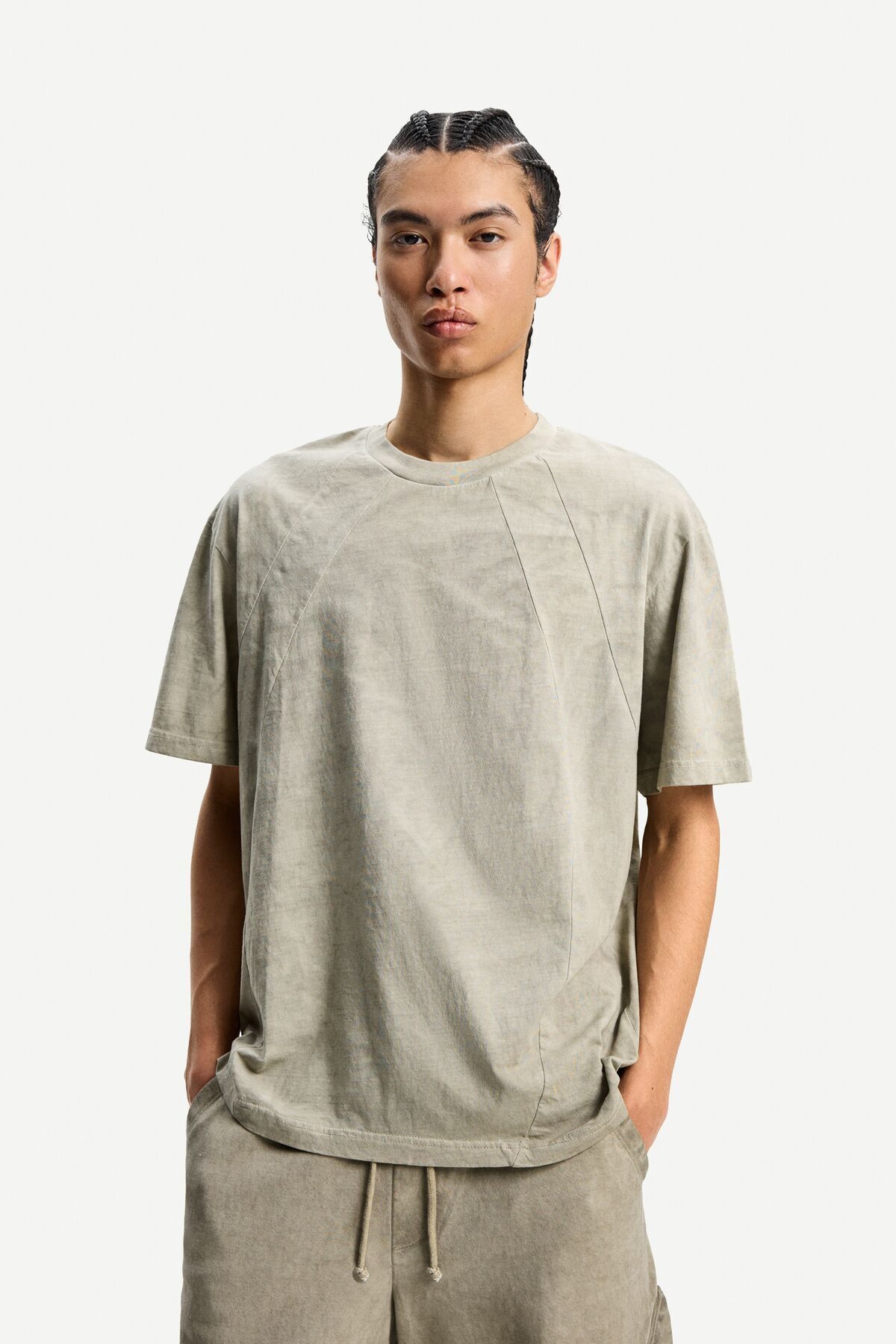 تی شرت آستین کوتاه با جلوه کم رنگ Bershka