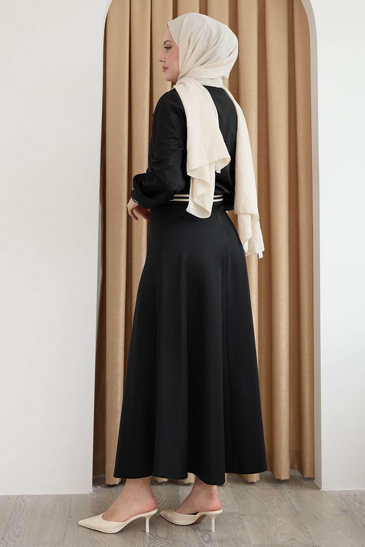 InStyle-Costum dublu negru cu nasturi cu nervuri 3