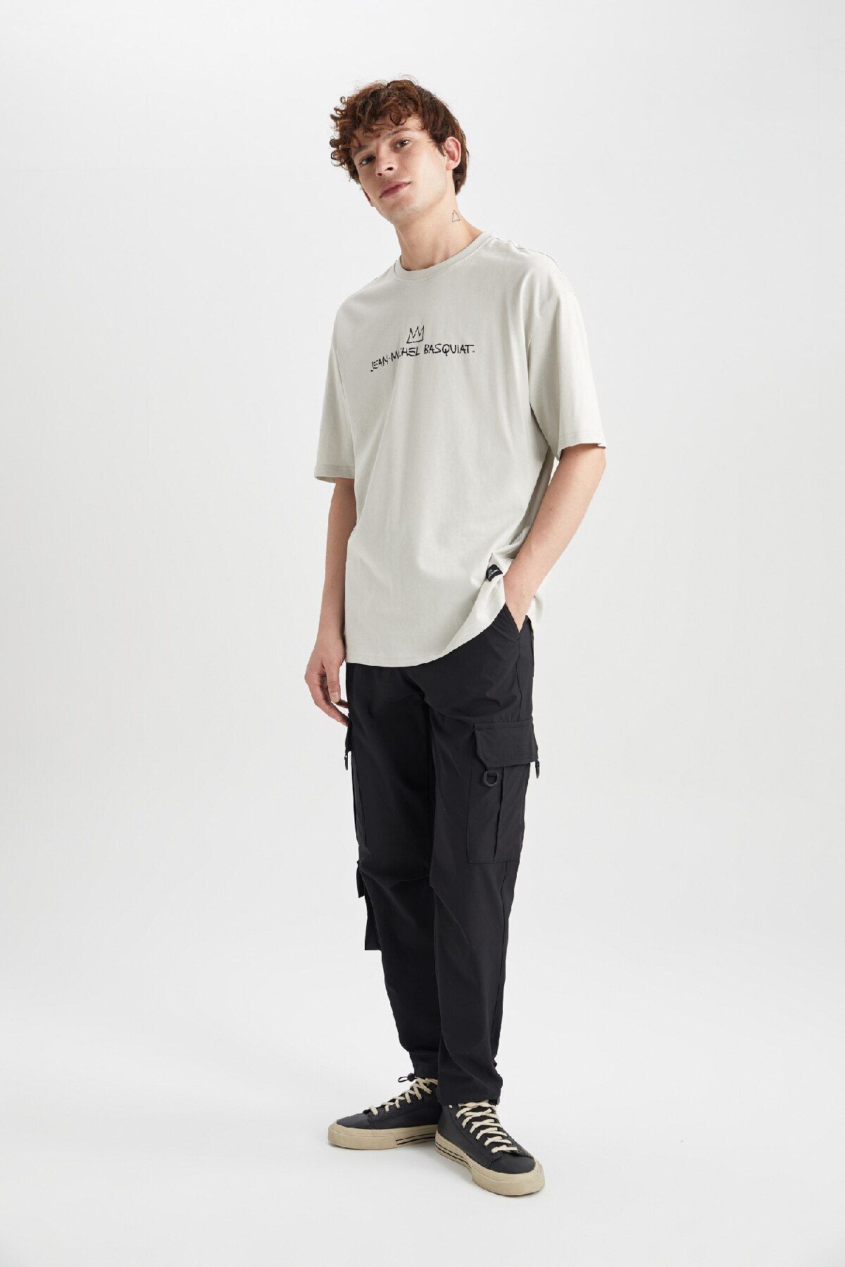 complete the look image