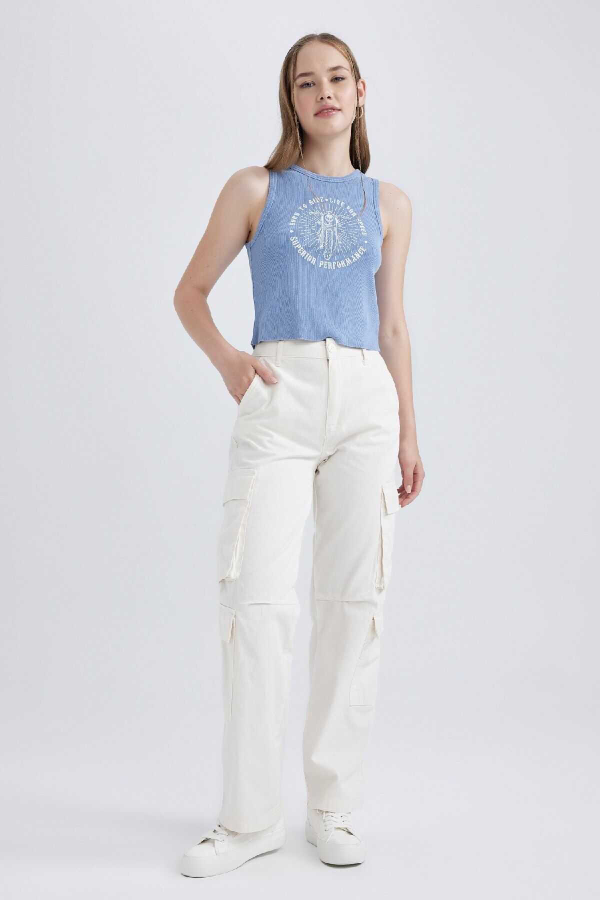 DeFacto-Coool Tailliertes, bedrucktes, geripptes Camisole mit ausgewaschenem Pale Effect Athlete B1749ax23hs 2