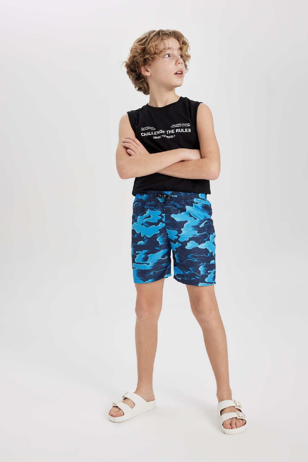 DeFacto-Gemusterte Badeshorts für Jungen B7424a824hs 3