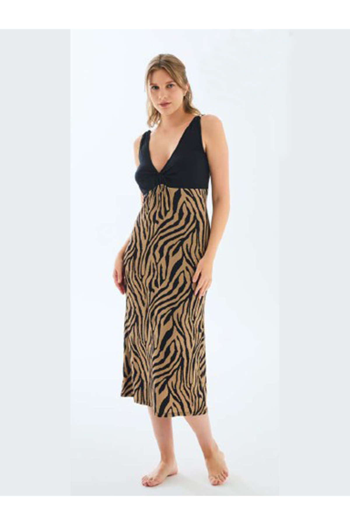 Edam İç Giyim Kadın Boyun Askılı Leopar Desen Gecelik