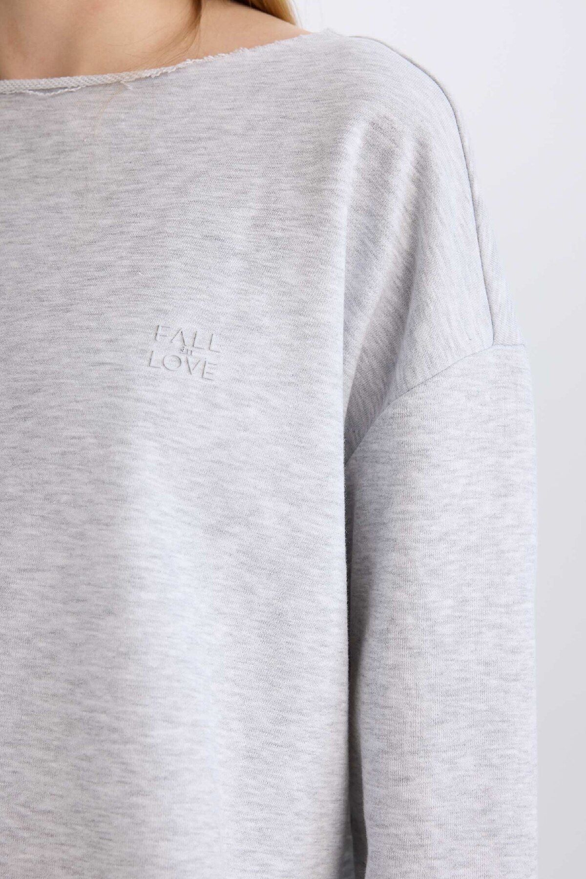 DeFacto-Topuri de pijama cu mânecă lungă cu gât crew Fall In Love - B1279ax23wn 5