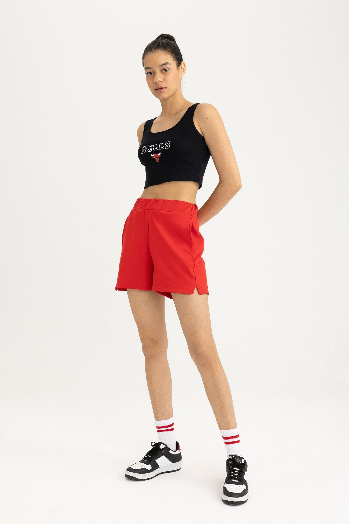 DeFacto-Übergroße Sport-Shorts – breite Passform B8975ax24sm 1