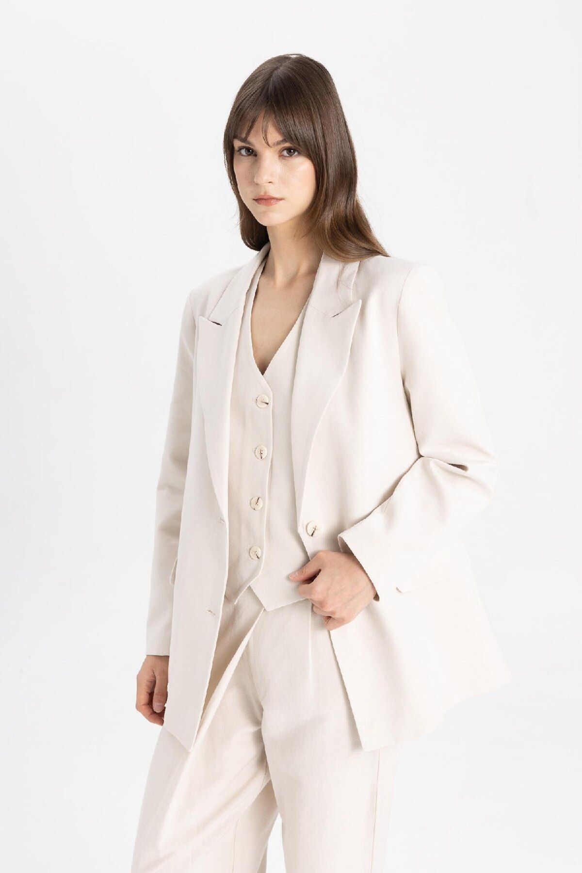 DeFacto-Blazerjacke mit Relax-Fit-Kragen aus Leinenmischung C4342AX24SP 7