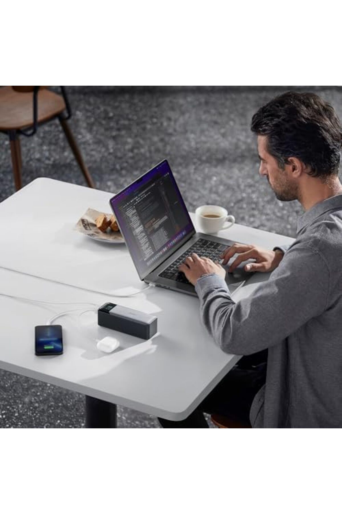 Anker-737 Power Bank (PowerCore 24K), 24,000mAh 3-Port Portable Charger with 140W Output 4