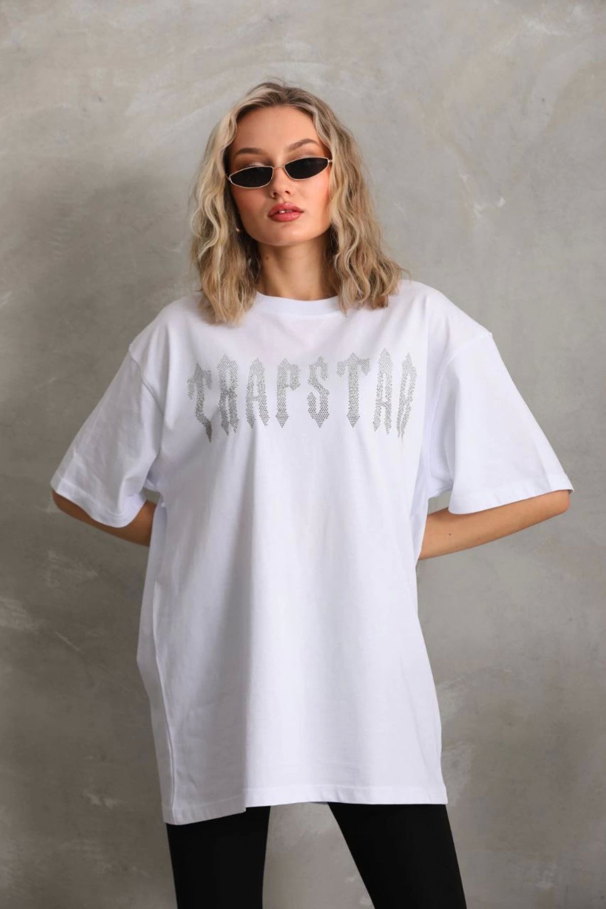 Vemora Unisex Taş Desenli Oversize T-Shirt - Beyaz