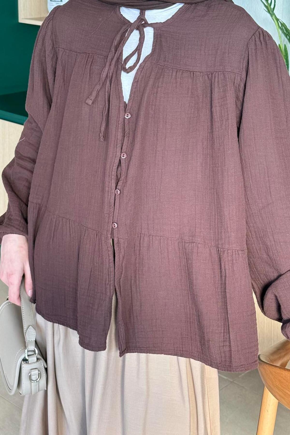 Lamelif  V Yaka Kolları Lastikli Müslim Tesettür Gömlek Kahverengi - Görsel 3