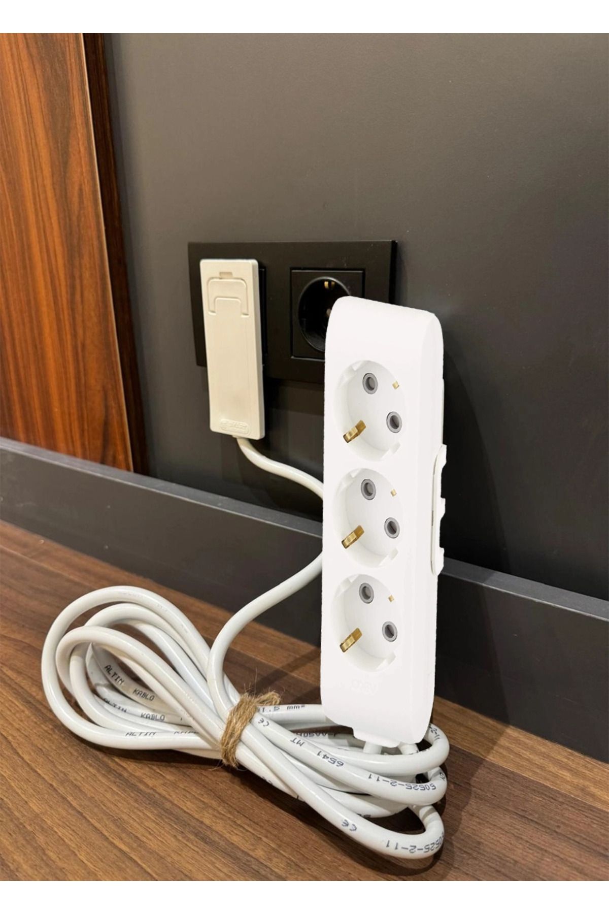 VİKO Viko Kaliteli Ultra İnce Fişli 3’lü Grup Priz 2 metre Çoklu Fişli Beyaz