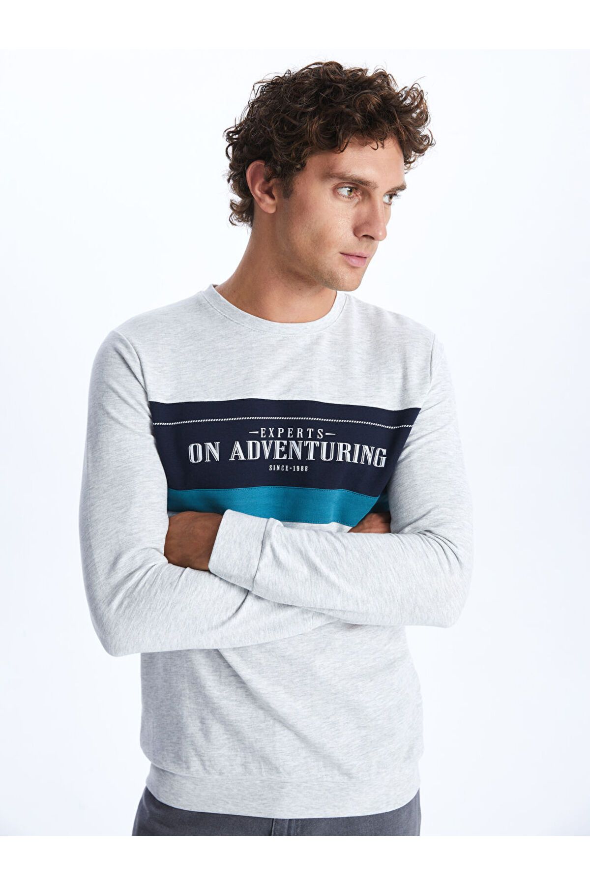 LC Waikiki LCW Bisiklet Yaka Uzun Kollu Baskılı Erkek Sweatshirt