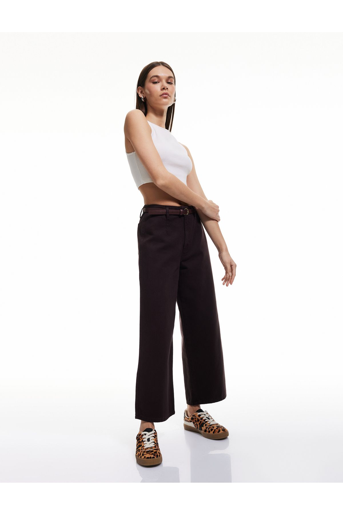 Koton Yeni Sezon Düğmeli Kesik Geniş Paça Kemerli Pantolon - Wide Leg Jeans