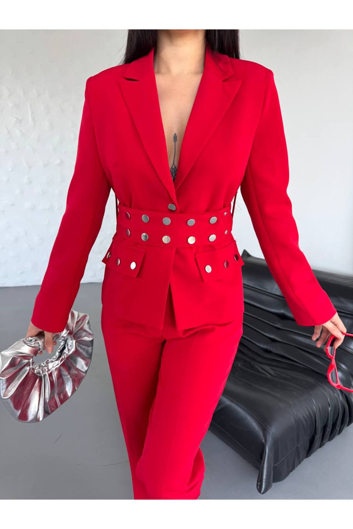 Damen Blazer & Hose Set mit Druckknopf-Detail - Görsel 8