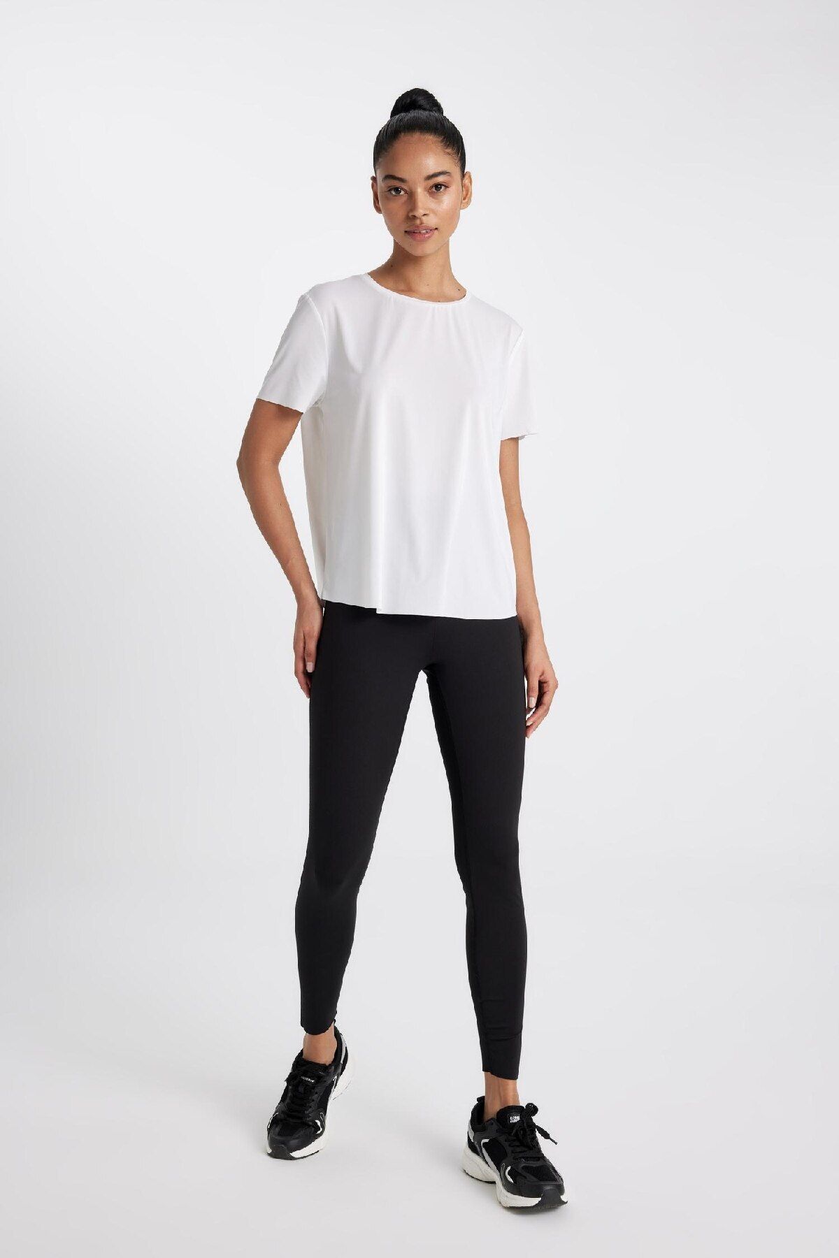 DeFacto-Flexible Premium-Sport-Leggings mit hoher Taille – C9191ax24au 6
