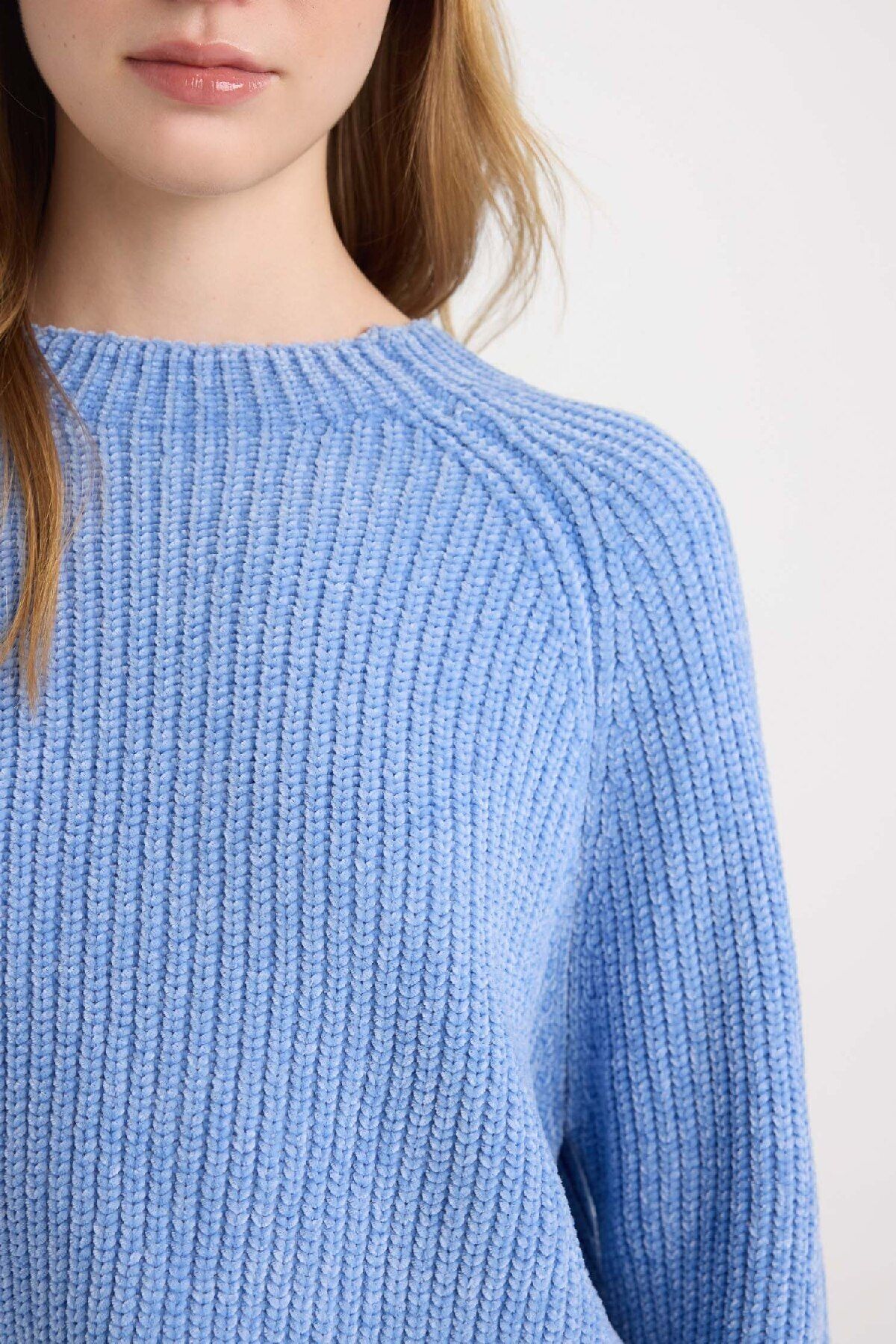 DeFacto-Strickpullover mit normaler Passform und halbem Rollkragenpullover C6234AX24CW 5