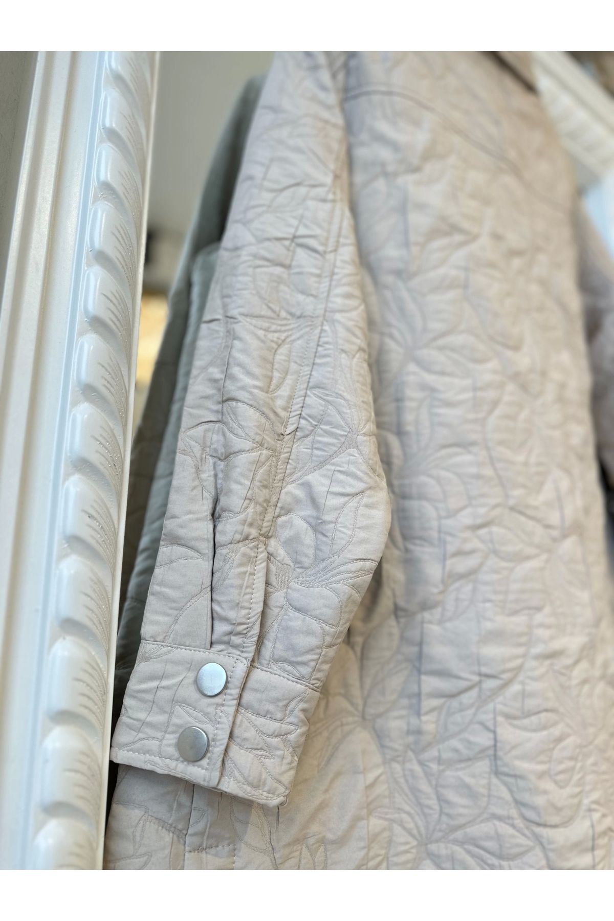 Invee-Invee 6827 Patterned Quilted Jacket - Cream 8