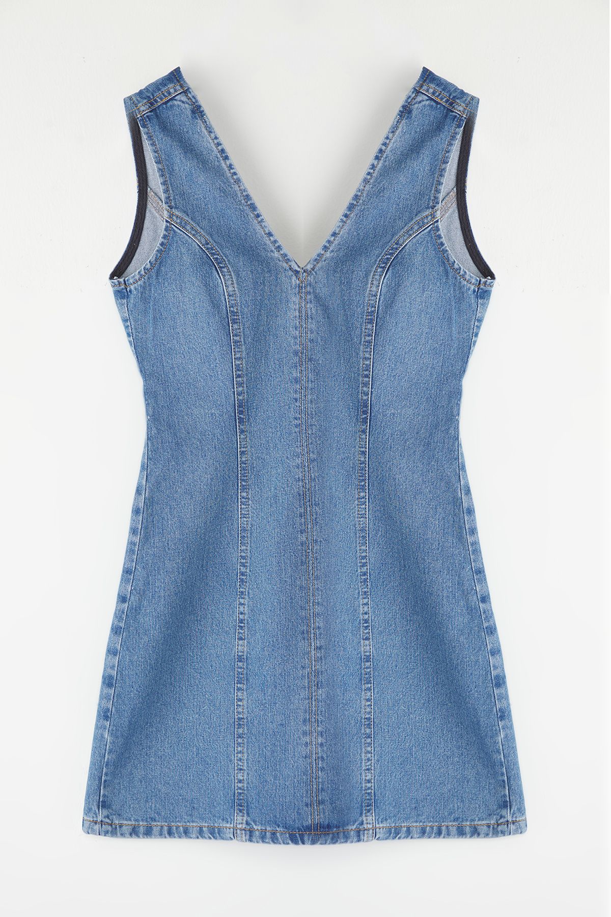 Trendyol Collection-Rochie mini din denim albastră cu decolteu în V TWOSS25EL00151 5